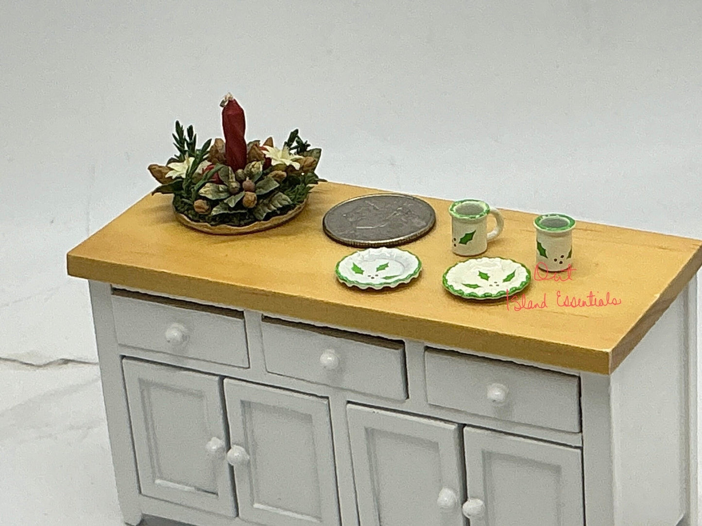 Miniature Christmas Plates And Mugs I Dollhouse Holiday Dishes 1:12 Scale Doll Accessory