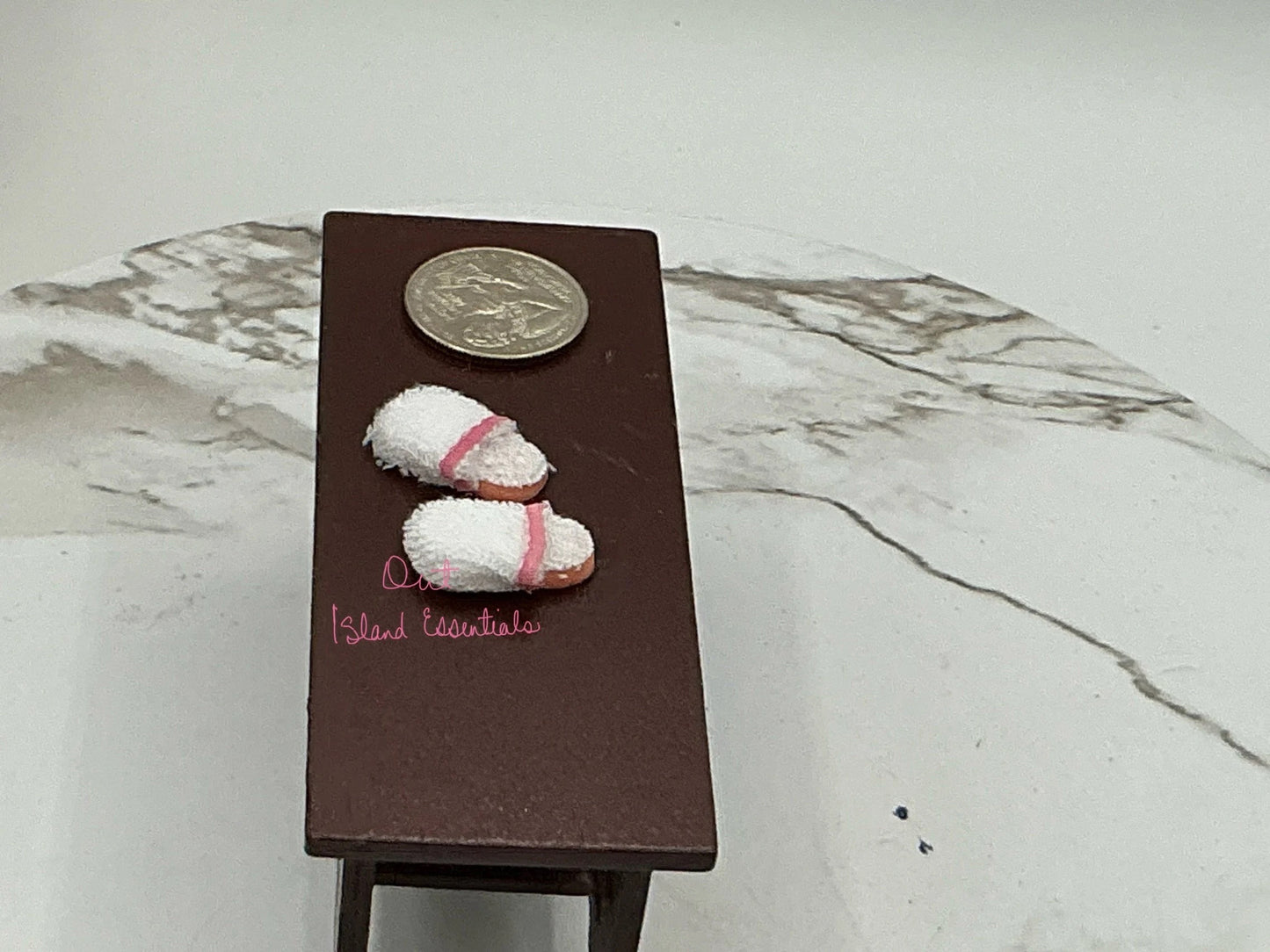 One Pair of Dollhouse Bedroom Slippers I Miniature Doll Shoes I Miniature Dollhouse Flip Flops I 1:12 Scale Dollhouse