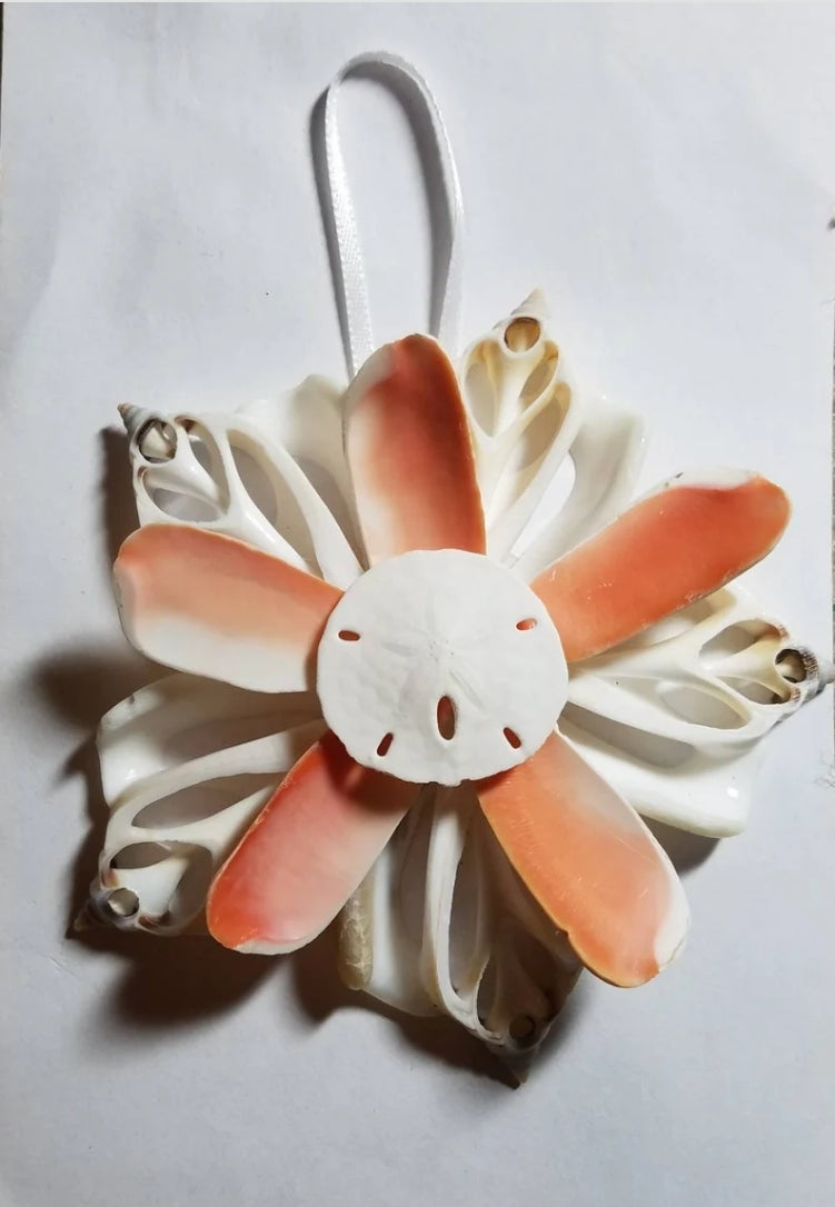Seashell Snowflake Ornament, Canarium & Strawberry Snowflake, Seashell Ornament, Seashell Christmas Ornament, Coastal Christmas Ornament