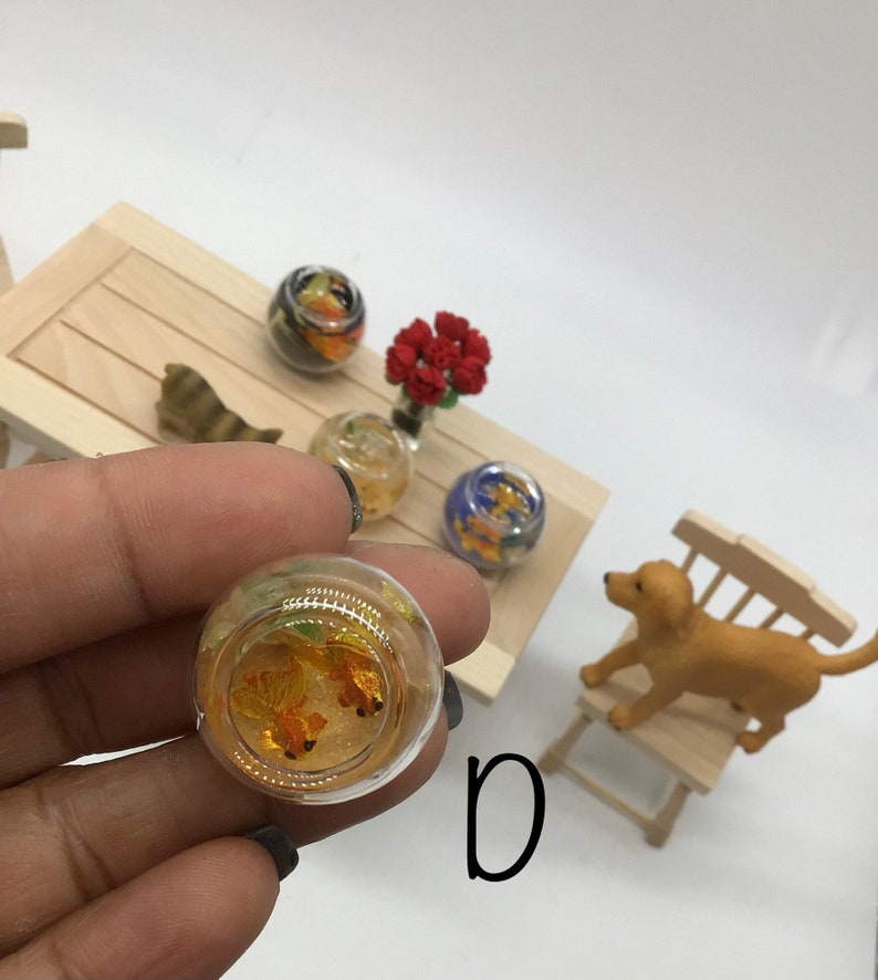 Miniature Fish Bowl I Dollhouse Fish Bowl I Fish Bowl With 2 Fish I Miniature Fish Bowl I Dollhouse Decorations I Miniature 1:12 Fish Bowl