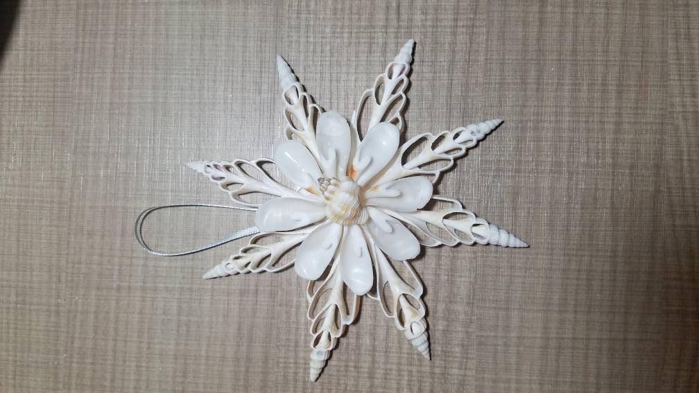 Grand Snowflake I Seashell Ornament I Seashell Christmas Ornament I Nautical Ornament I Coastal Ornament I Coastal Christmas