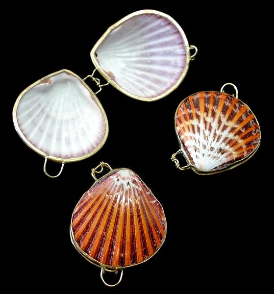 Seashell Coin Purse I Seashell Pill Box I Seashell Ring Holder I Shell Purse I Coastal Wedding Ring Pillow I Seashell Trinket Box