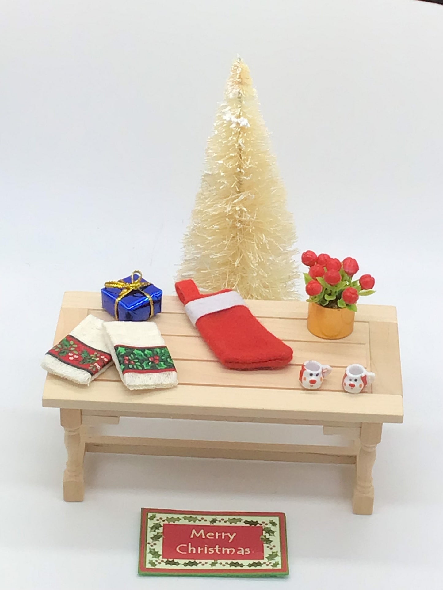 Miniature Christmas Mugs I Miniature 1:12 Scale Cozy Christmas Decorative Mugs I Miniature Christmas Decor