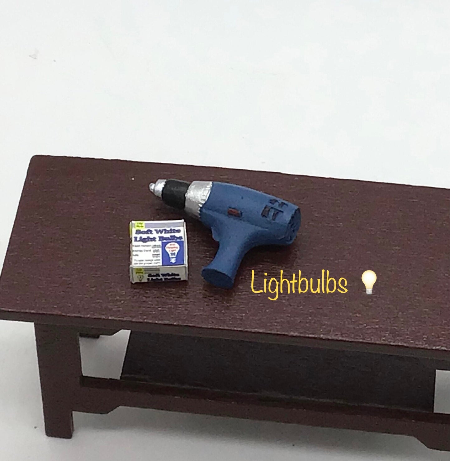 Dollhouse Miniature Extension Cord And Light Bulbs, Dollhouse Home Repair Tools 1:12 Scale