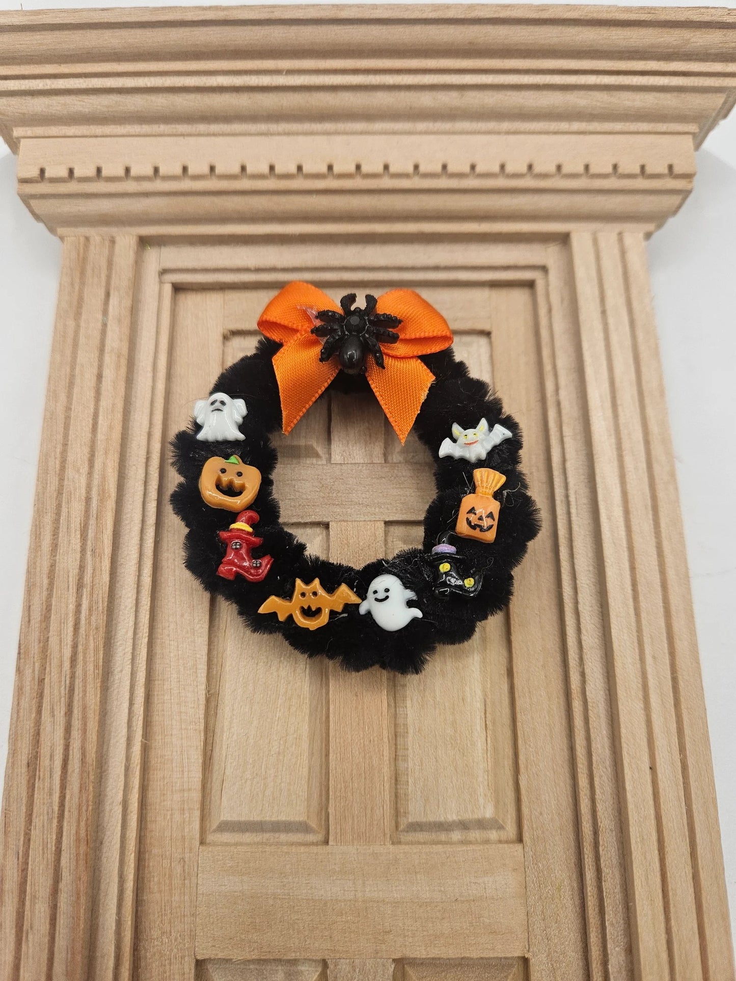 Artsian Handmade | 1 Pc. Dollhouse Miniature Black Wreath I Miniature Doll Wreath I Miniature Halloween Decor I 1:12 Scale Doll Fall