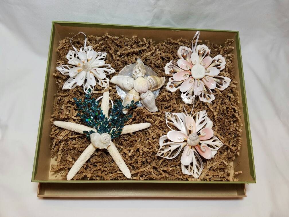 5 Pack Gift Box of Assorted Christmas Ornaments I Seashell Snowflakes I Seashell Christmas Ornament Gift I Coastal Gift I Seashell Ornaments