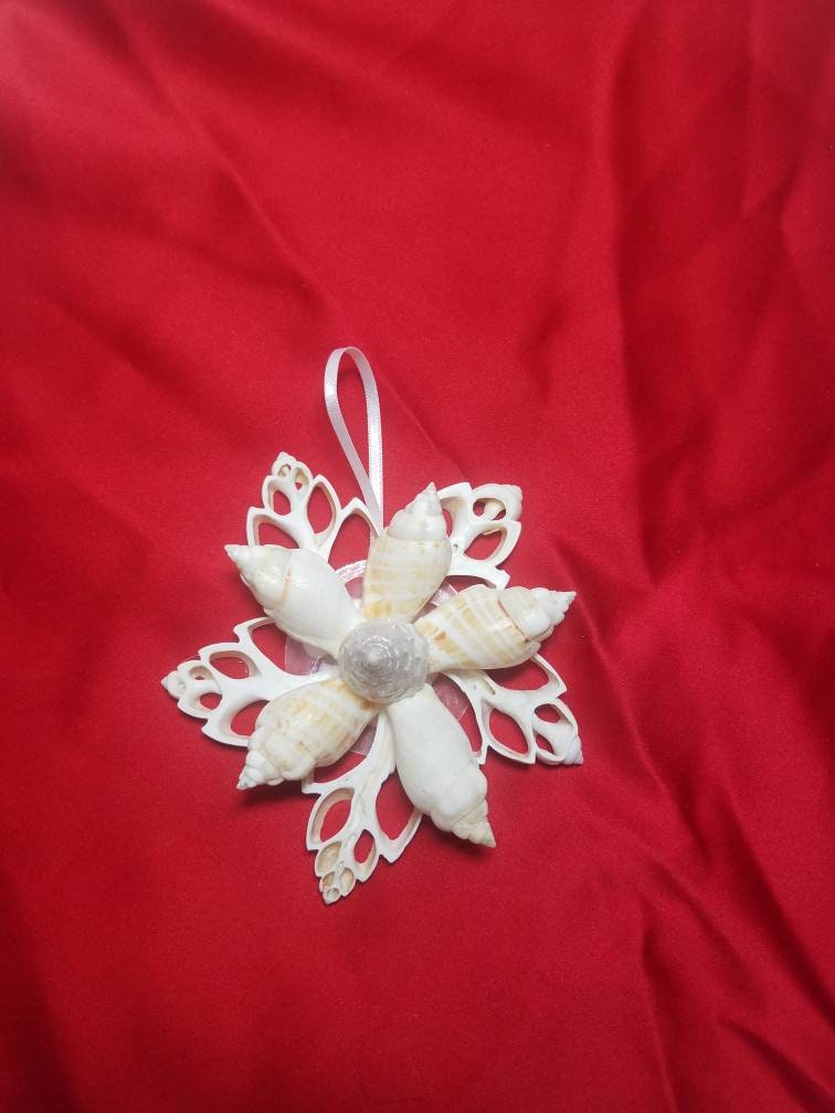 Chula Snowflake, Seashell Ornament, Seashell Christmas Ornament, Beach Ornament, Coastal Ornament, Coastal Christmas