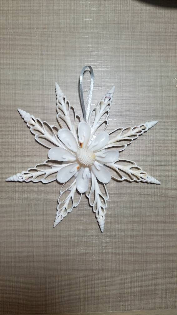 Grand Snowflake I Seashell Ornament I Seashell Christmas Ornament I Nautical Ornament I Coastal Ornament I Coastal Christmas