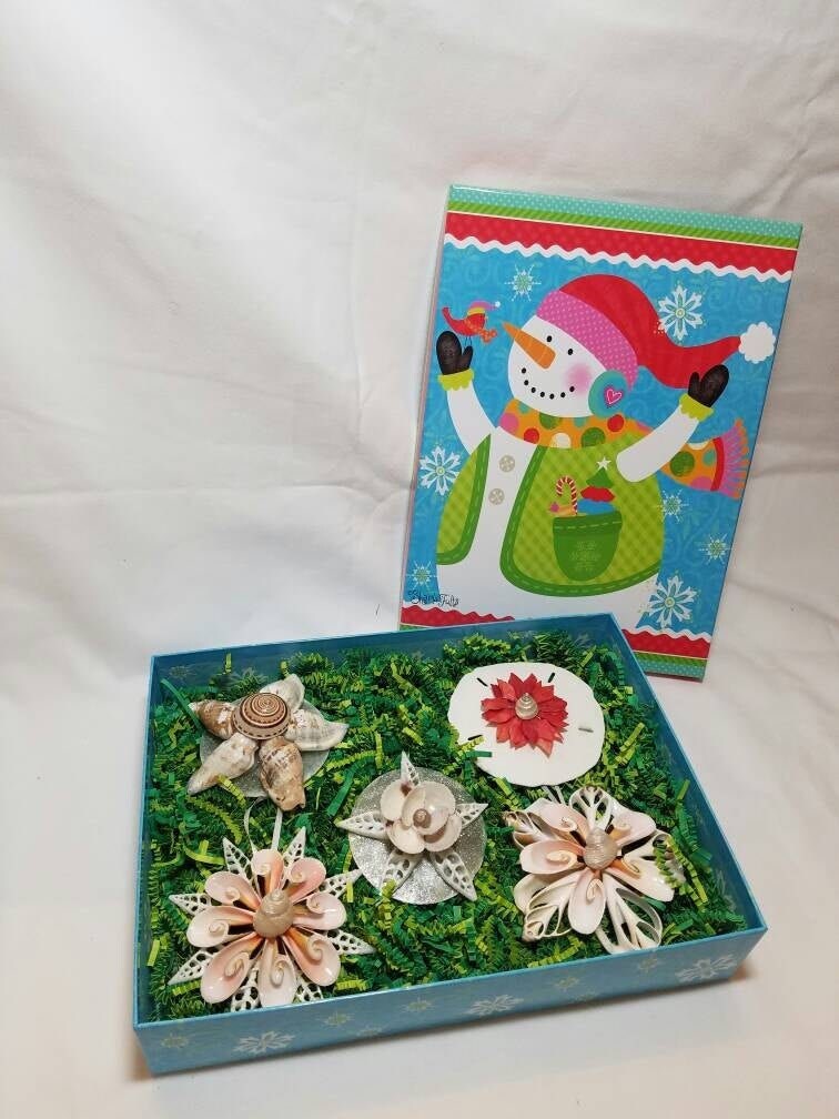 5 Pack Gift Box of Assorted Coastal Christmas Ornaments I Seashell Christmas I Coastal Gifts I Coastal Christmas I Seashell Snowflake