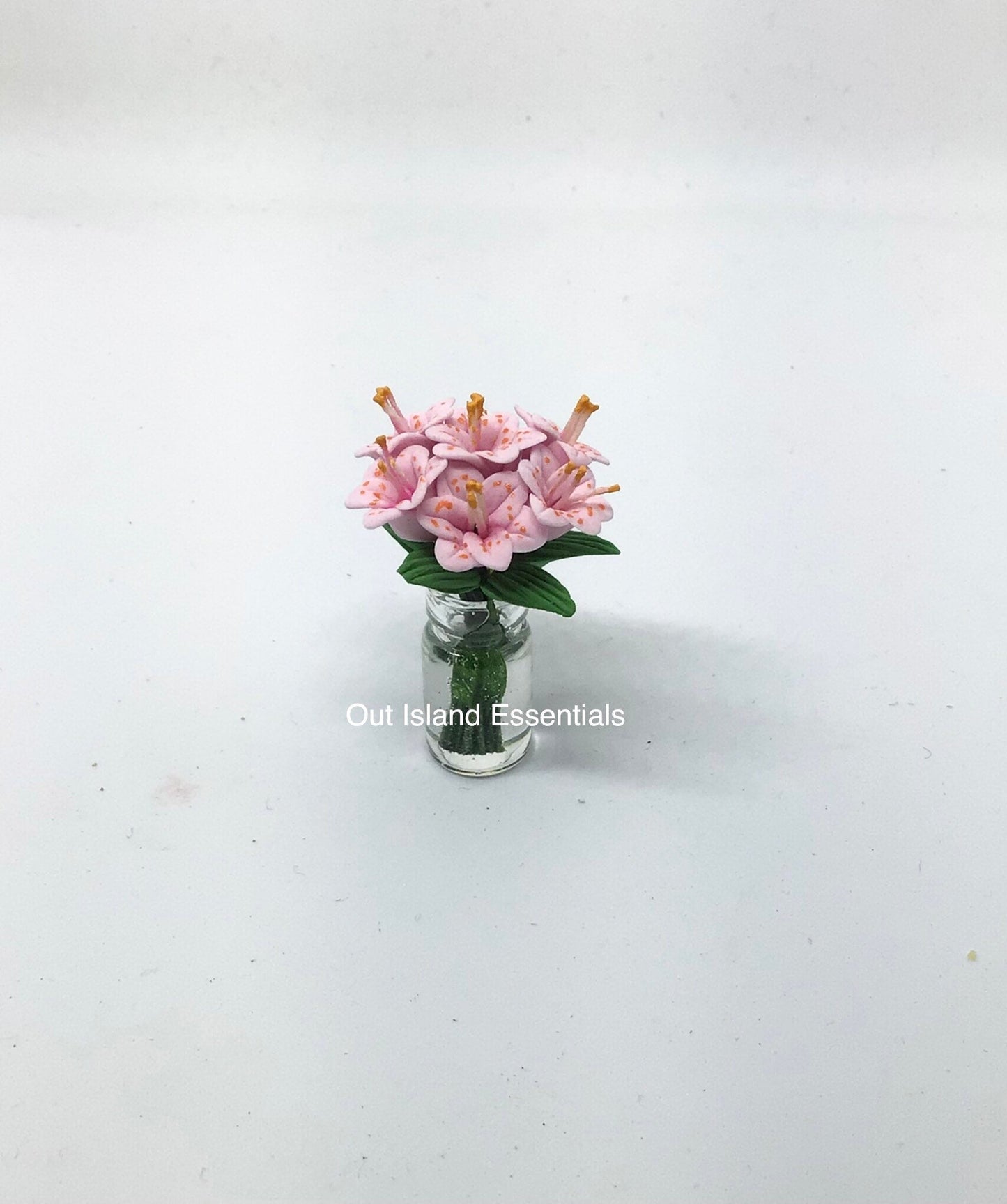 1 Pc Dollhouse Miniature Pink Lilies 1:12 Scale