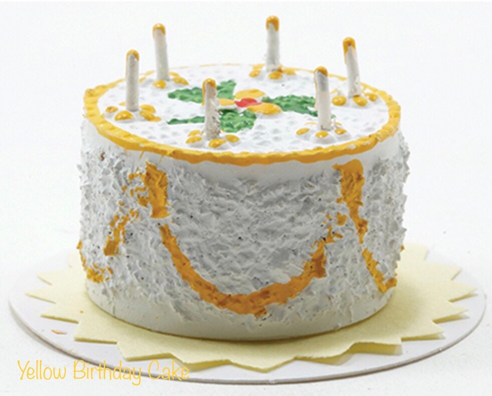Miniature Birthday Cake I Miniature Doll Cake I Miniature Dollhouse Food I 1:12 Scale Dollhouse Accessories