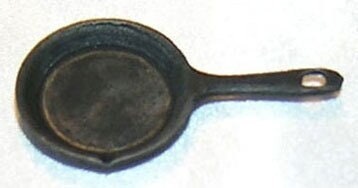 Dollhouse Black Frying Pan I Miniature Doll Fryer I Miniature Dollhouse Cooking Pans I 1:12 Scale Dollhouse Kitchen Accessories