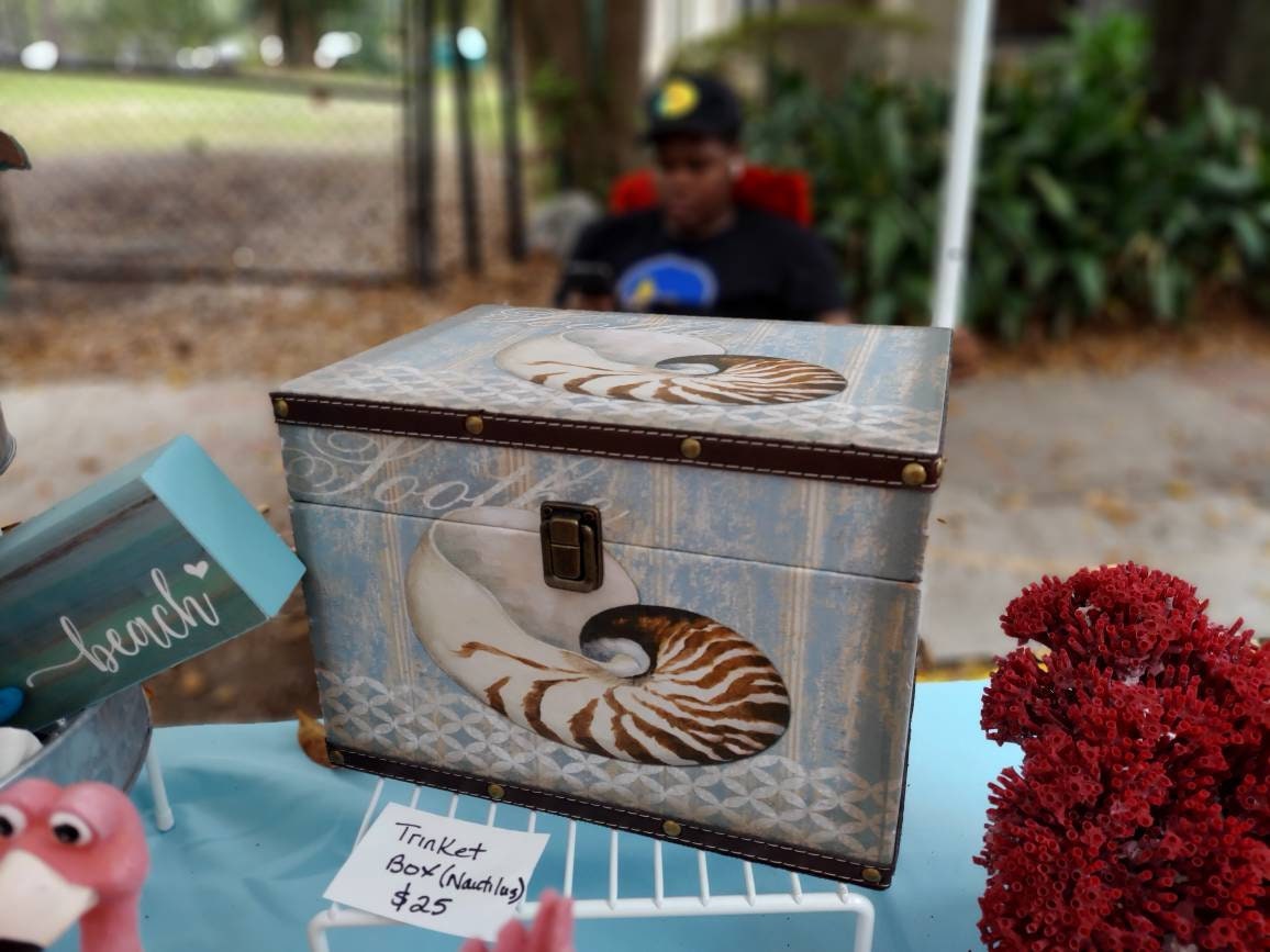 Nautilus Seashell Box I Seashell Trinket Box I Gift Box I Seashell Display Box I Seashell Wooden Box