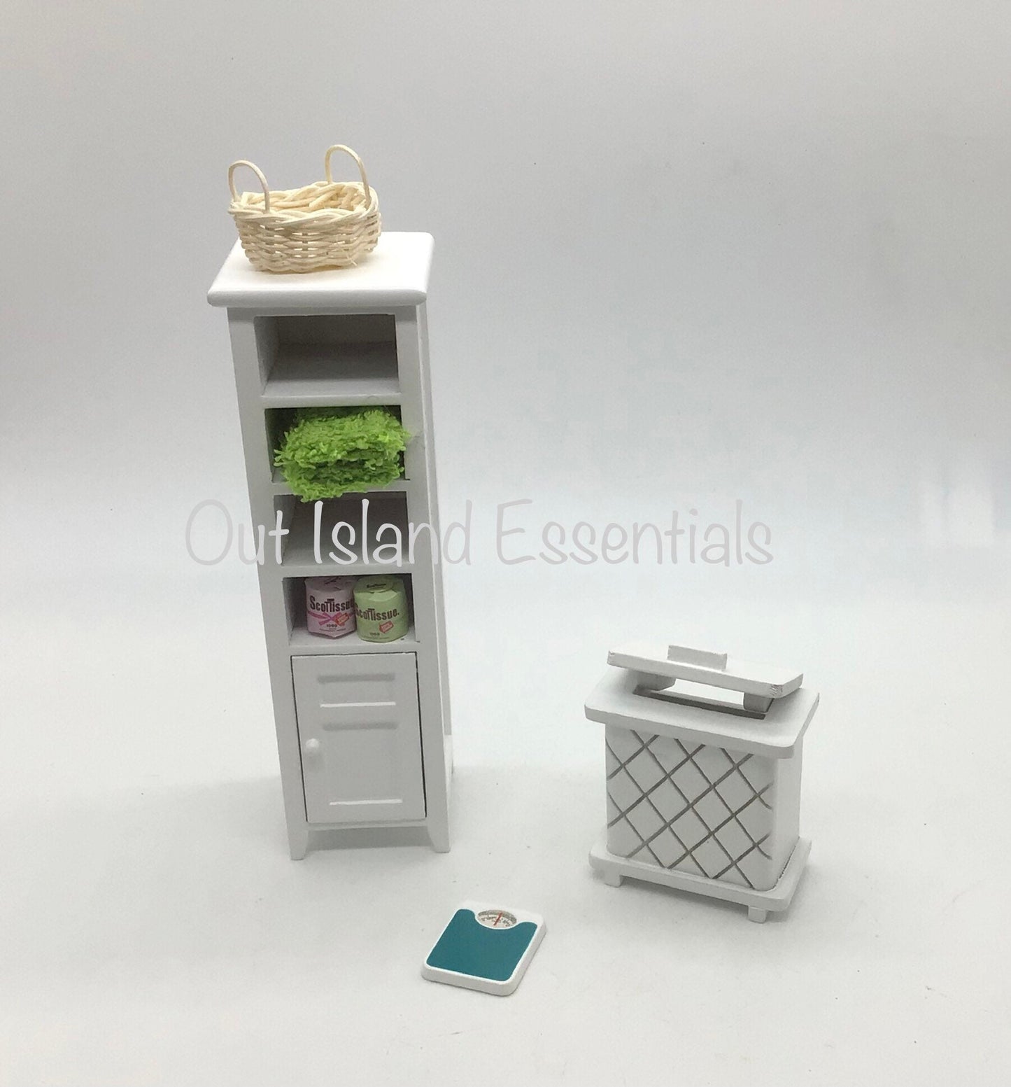 Miniature Hamper I Miniature Bathroom Accessories I Dollhouse Miniature Clothes Hamper I 1:12 Scale Hamper