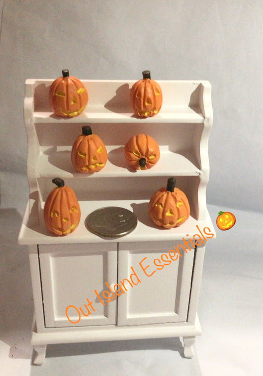 Miniature 6 Pc Carved Pumpkins I Miniature Doll Halloween I Miniature Dollhouse Halloween Decor I 1:12 Scale Dollhouse Halloween Accessories