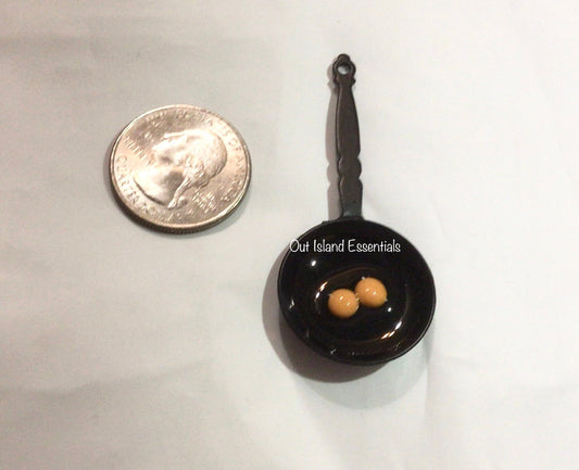 Dollhouse Black Frying Pan With Eggs I Miniature Doll Fryer I Miniature Dollhouse Cooking Pans I 1:12 Scale Dollhouse Kitchen Accessories