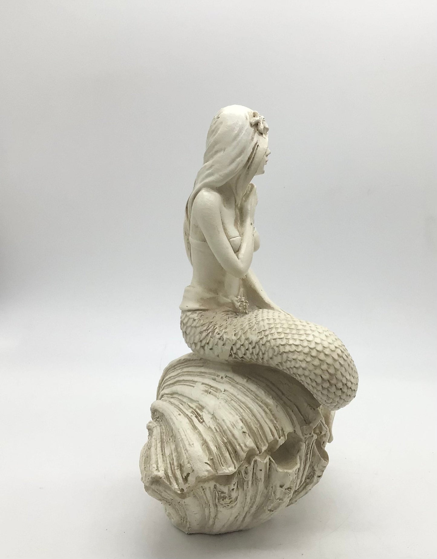 Mermaid On A Clam  Statue | Mermaid Decoration | Daydreaming Mermaid | Relaxing Mermaid | Mermaid Decor I Mermaid On A Shell